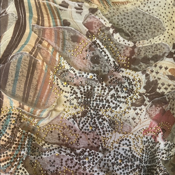 V Cristina Beige Multi Abstract V-Neck Short Sleeve Top - Picture 3 of 4